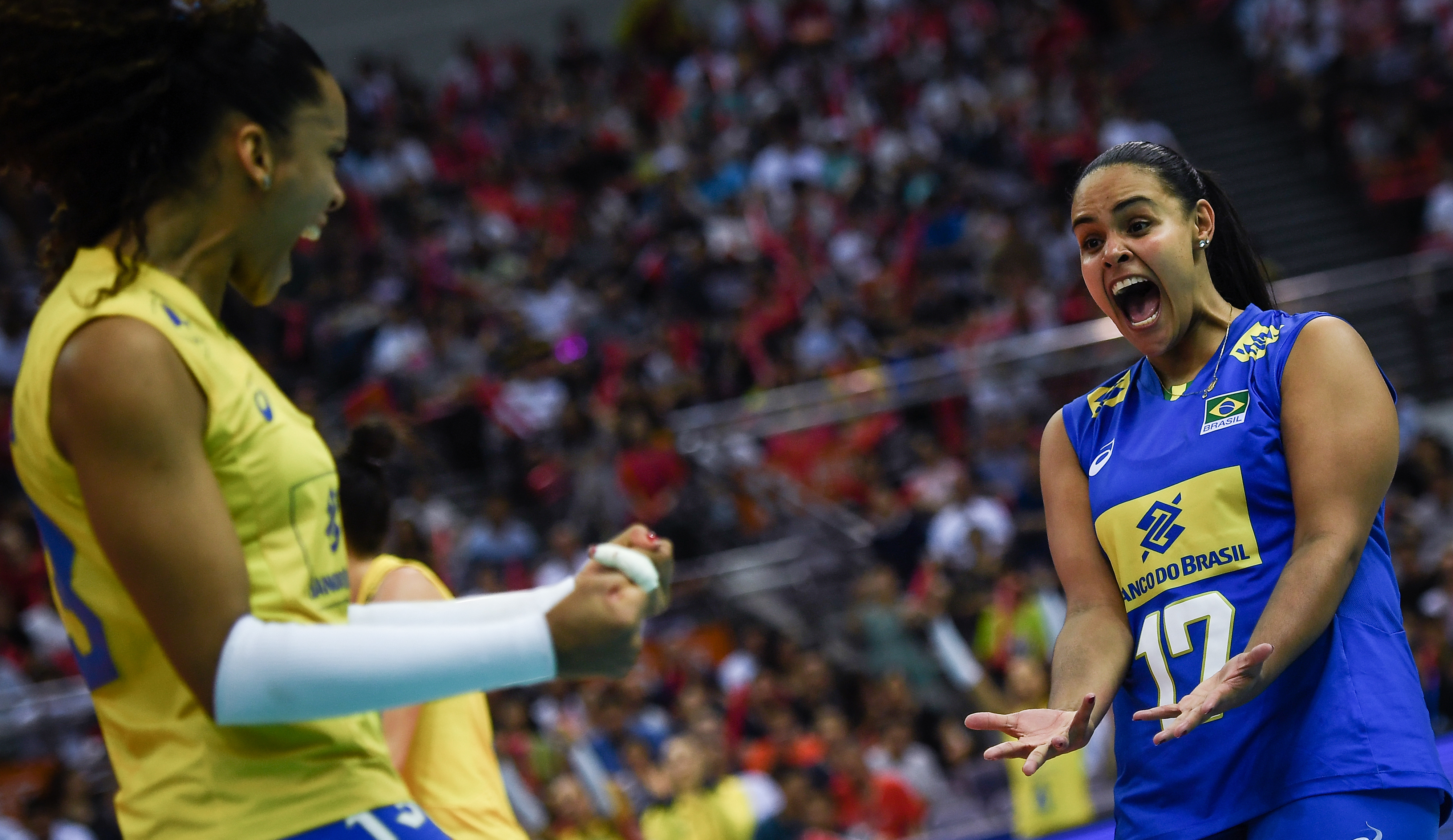 排球——世界女排联赛总决赛小组赛:中国不敌巴西(12)