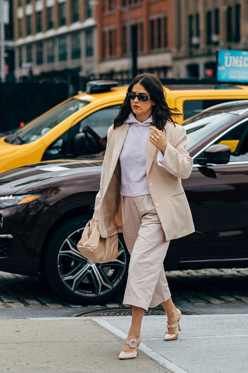 咖啡色最佳10种颜色搭配 #如何穿衣搭配更时尚# #服饰搭配# #窗帘颜色