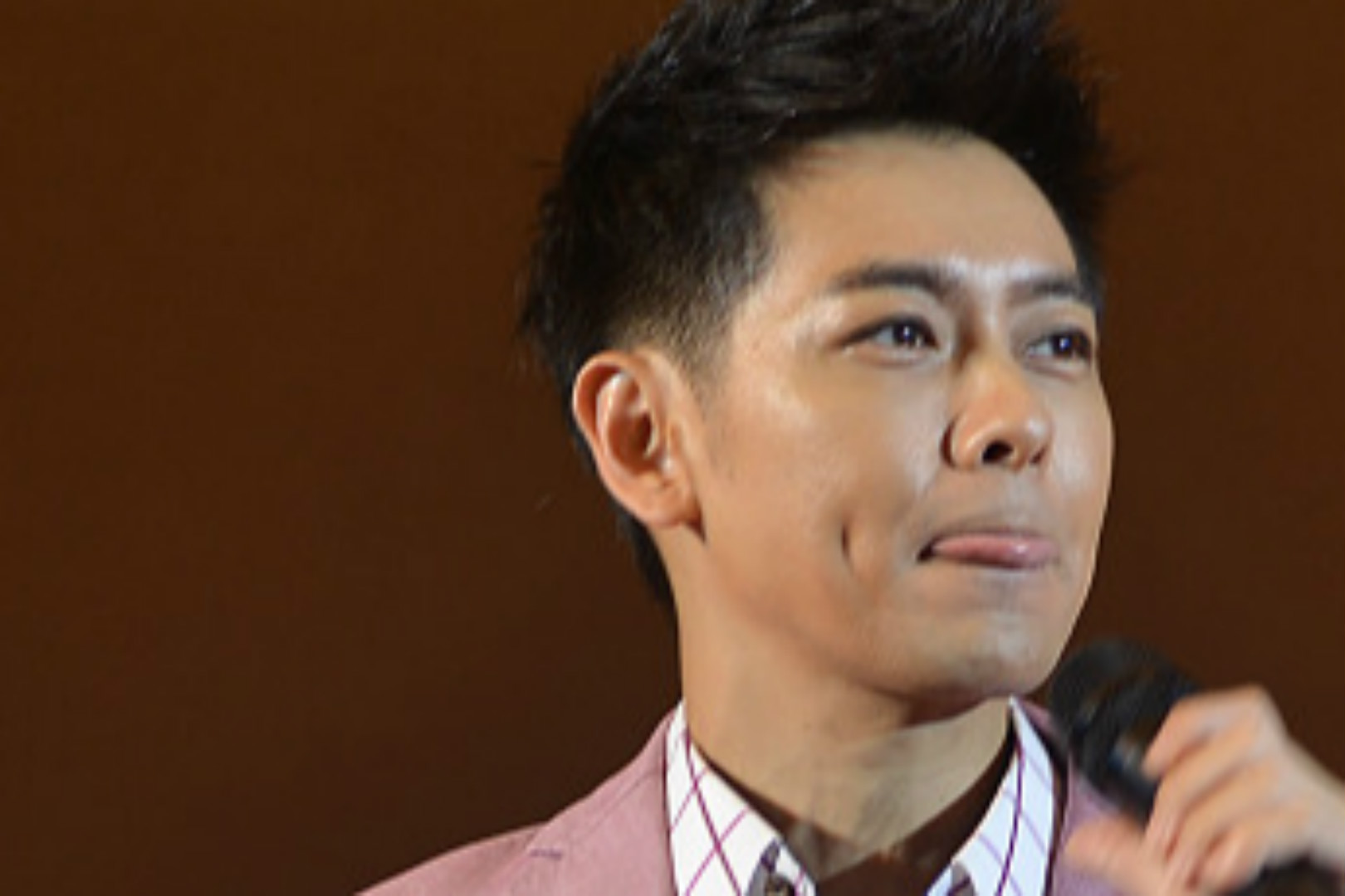 不老男神林志颖,时间带不走颜值,奋斗的人生令人佩服