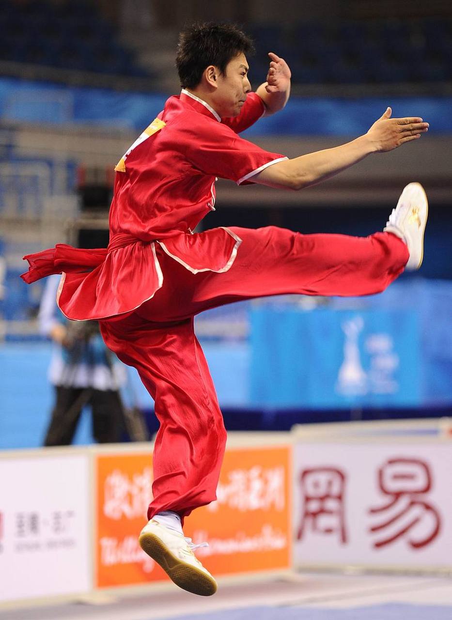 9月24日,杭州第19届亚运会武术男子长拳项目,中国选手孙培原夺得金牌.