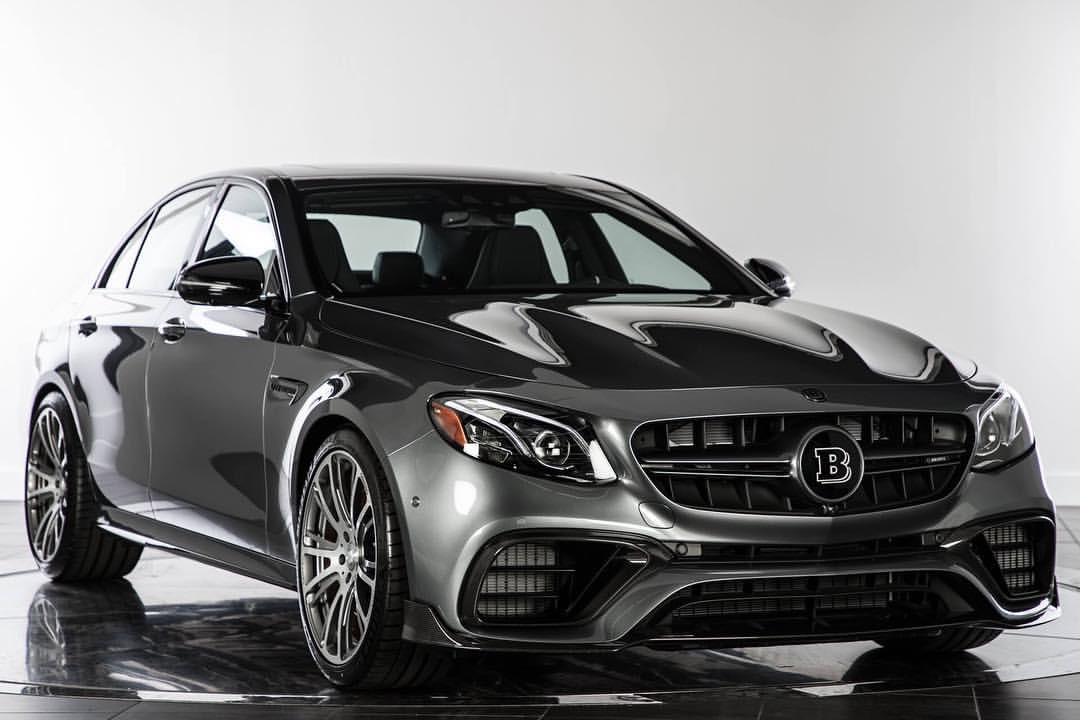 奔驰e800后排座位