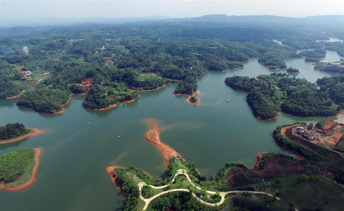 四川被忽略的湖泊,被誉为"西蜀玉珠",堪称天然氧吧,就在泸州