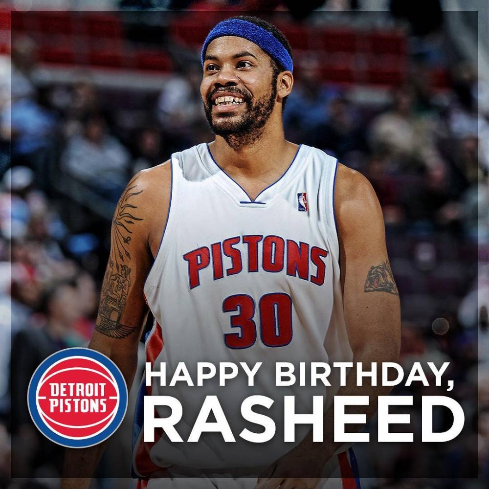 官方祝"怒吼天尊"拉希德-华莱士44岁生日快乐