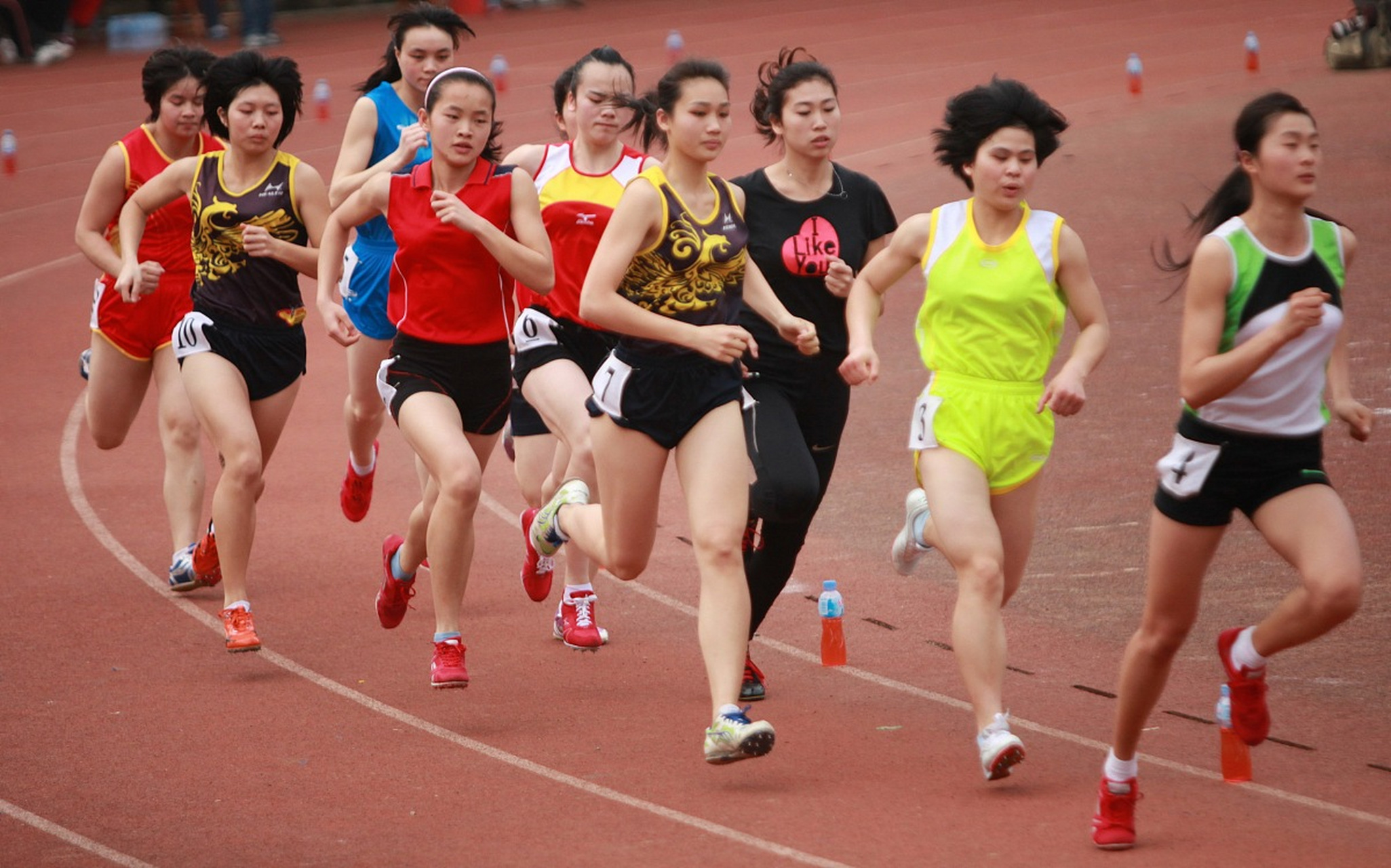 体育运动照片女生图片