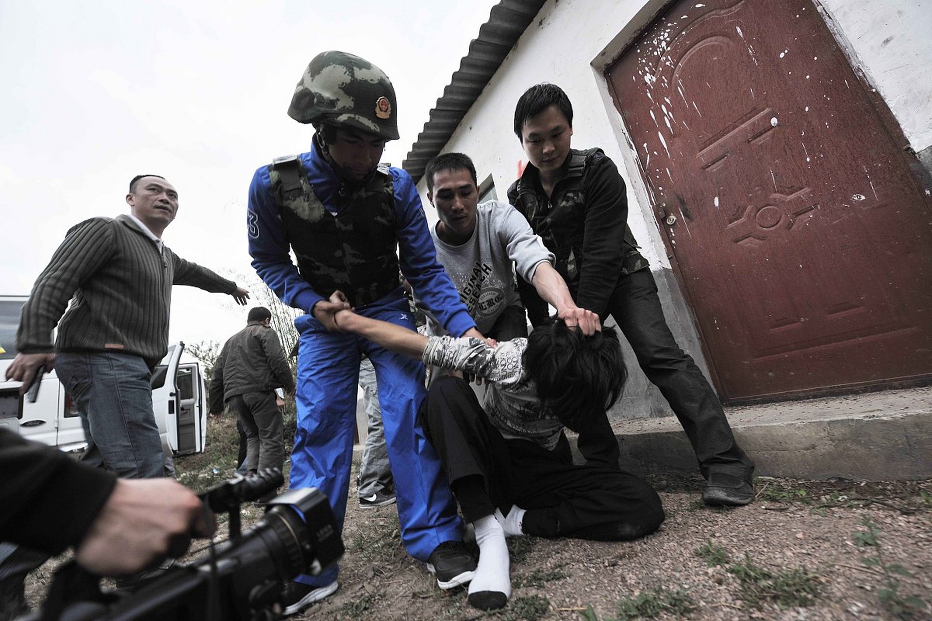 近日,云南昭通镇雄县一医院发生的持刀伤人事件令人震惊,犯罪嫌疑人已