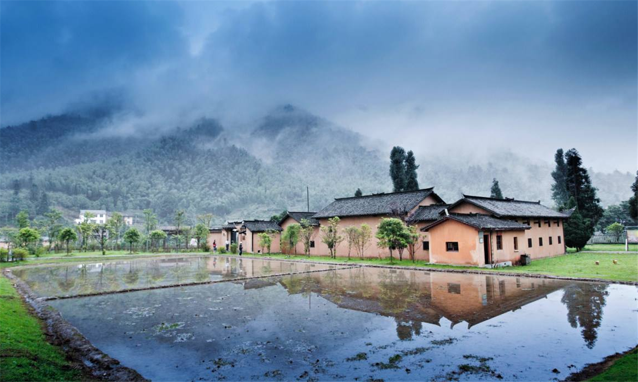 井冈山风景区,除了是一个红色遗址,还是个景色优美的旅游胜地