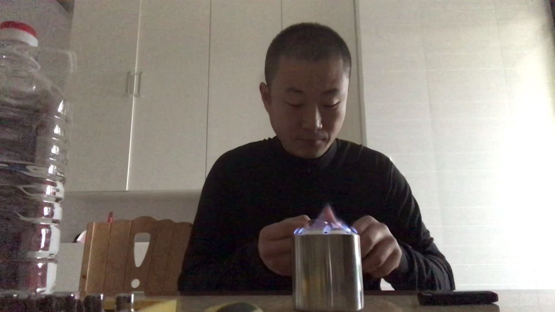 自制一个酒精炉给床车填一个设备