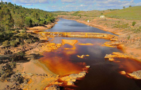 被矿山泄露污染的河,重金属超标,却成为学者研究火星液体的对象