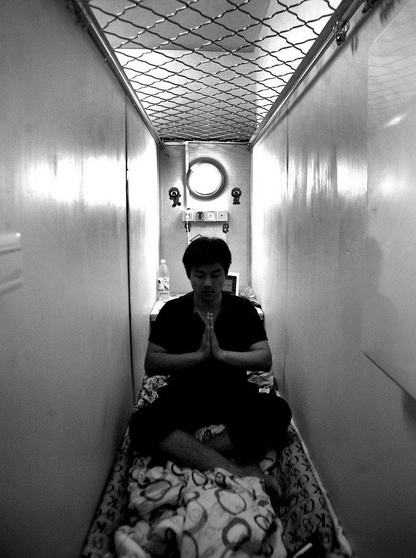 照片实拍北京蚁族的真实生活:只能容一人,最后一张看得让人心酸