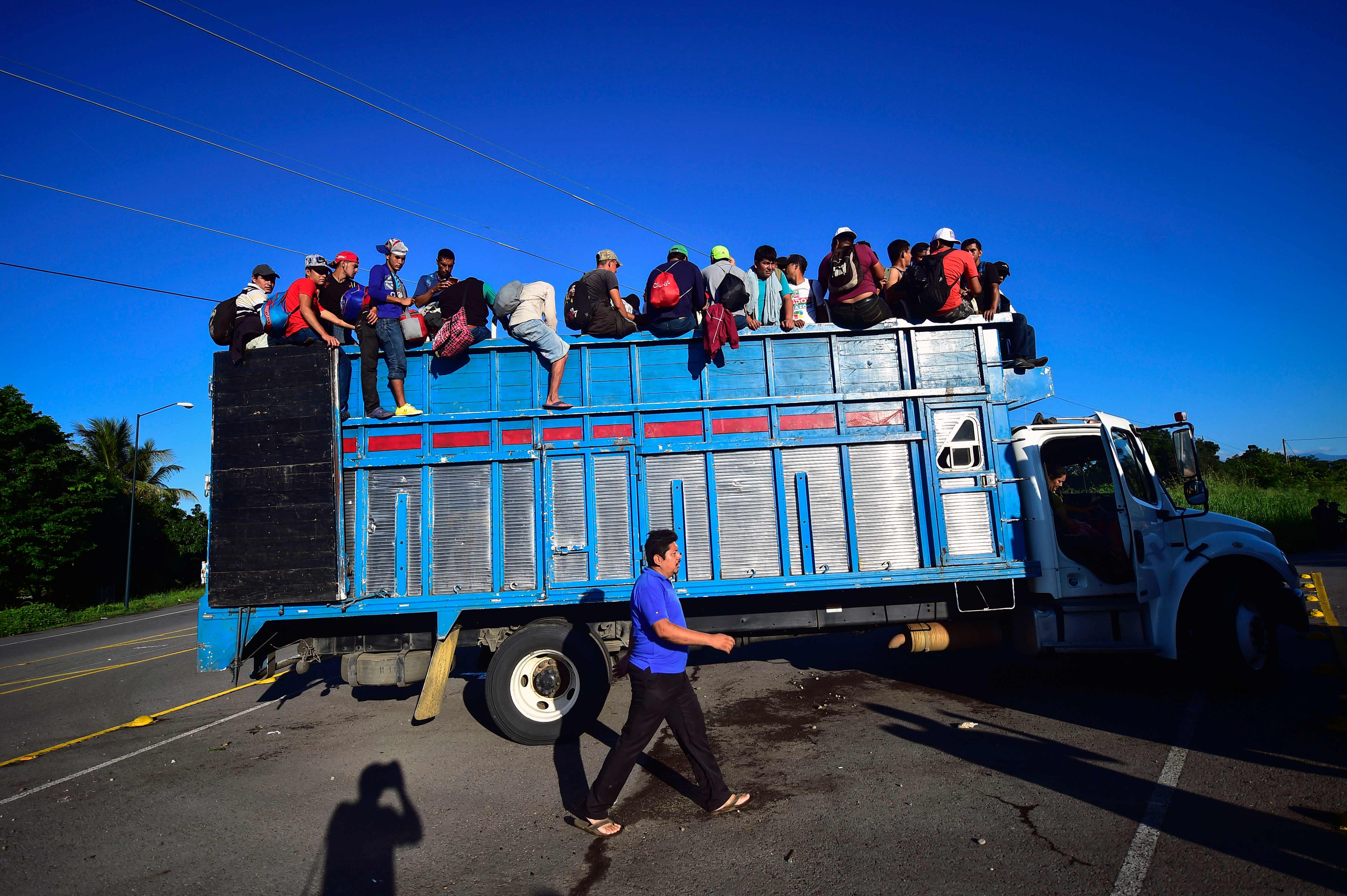 美墨边境的移民潮(2)