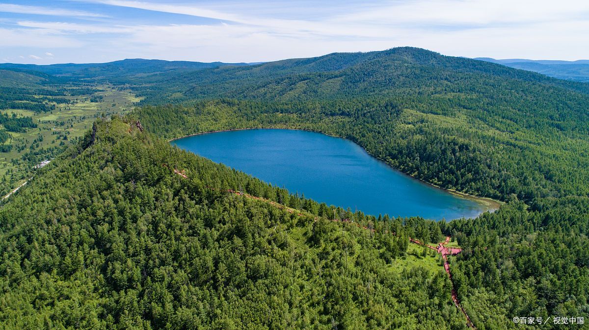 阿尔山月亮天池