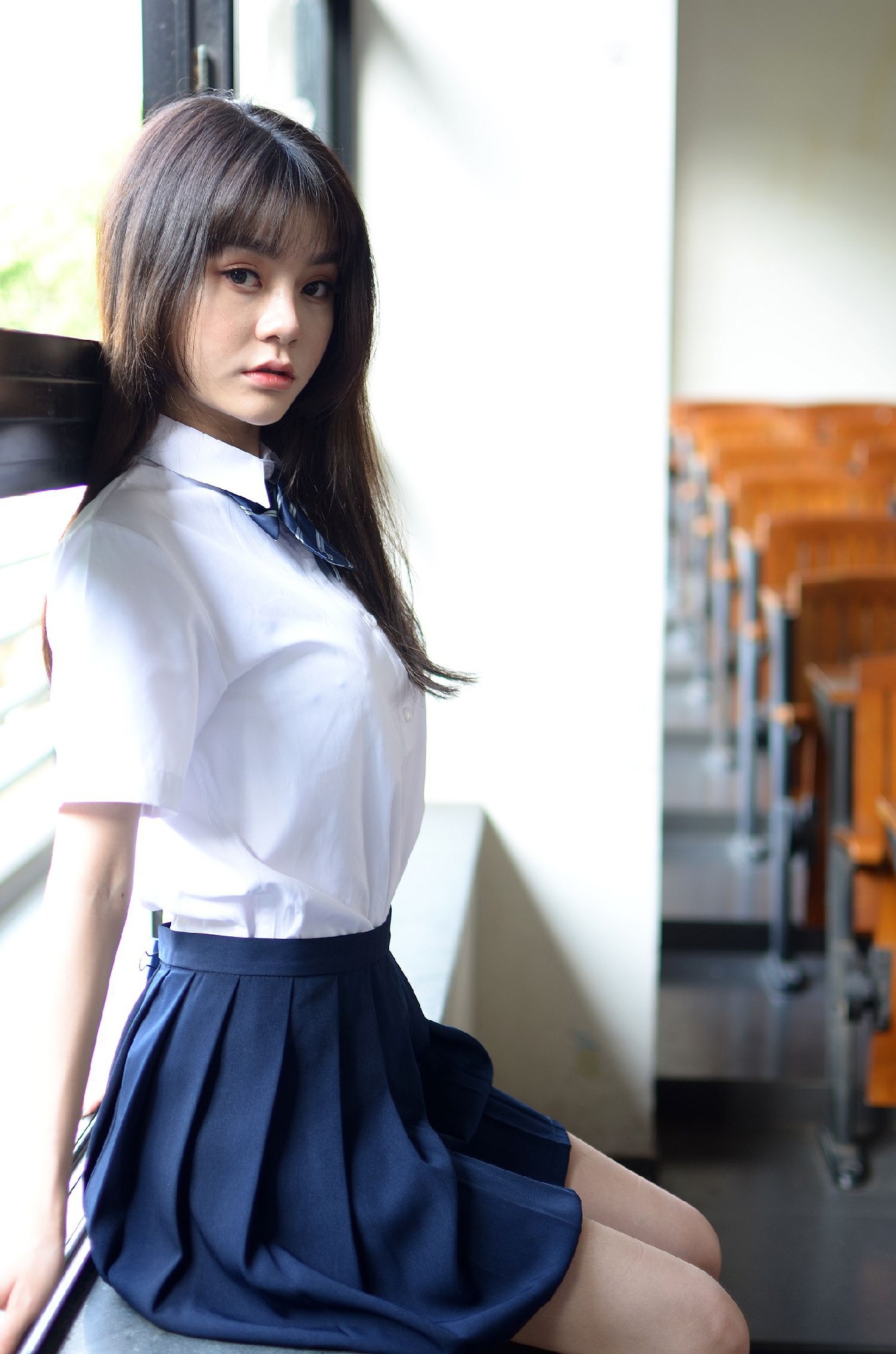 人像摄影 你才不是一个没有故事的女同学 转载自百家号作者:情感观察