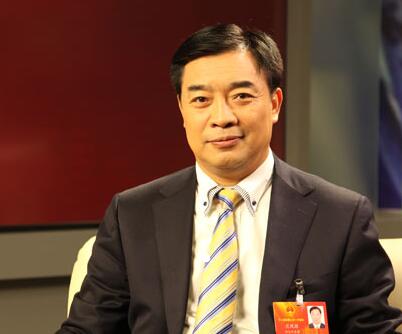 今麦郎董事长艰难创业,总资产达30亿,年销售超过15亿