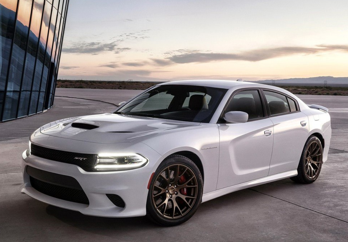 品鉴一款道奇charger srt的外观之美