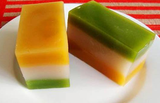 三色糕,绝对让你回味无穷的精品甜点,千万不要错过,各种颜色的口味