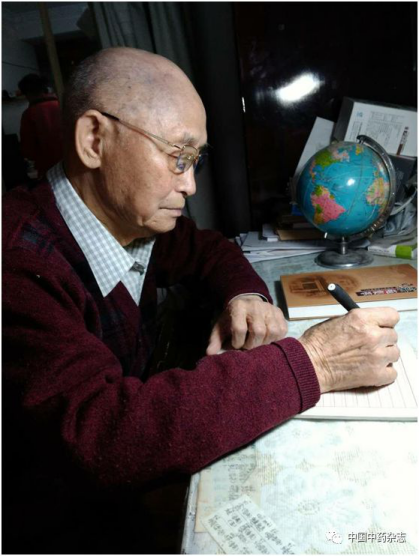 九十六岁老药师养生的"四句箴言"