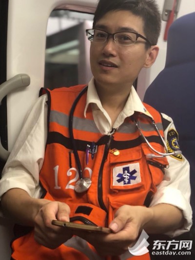 "网红"急救医生吴昕:很辛苦,但很自豪