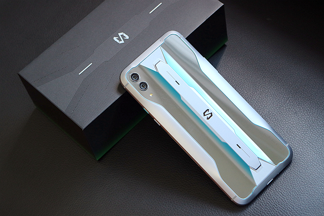 青铜也能秒变王者 黑鲨游戏手机2 pro评测