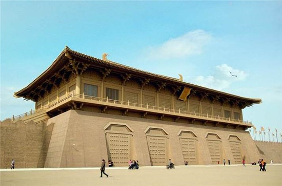 中国古代皇城不在都城中央,汉长安城直接挨着北城墙,这是啥操作