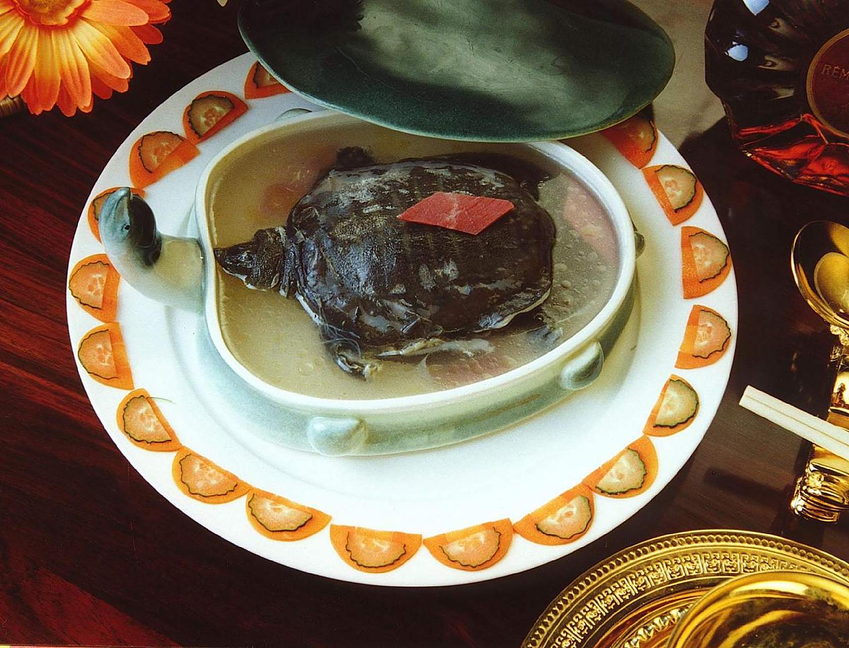 安徽城市吃喝玩乐#清炖马蹄鳖清炖马蹄鳖又名沙地马蹄鳖火腿炖甲鱼