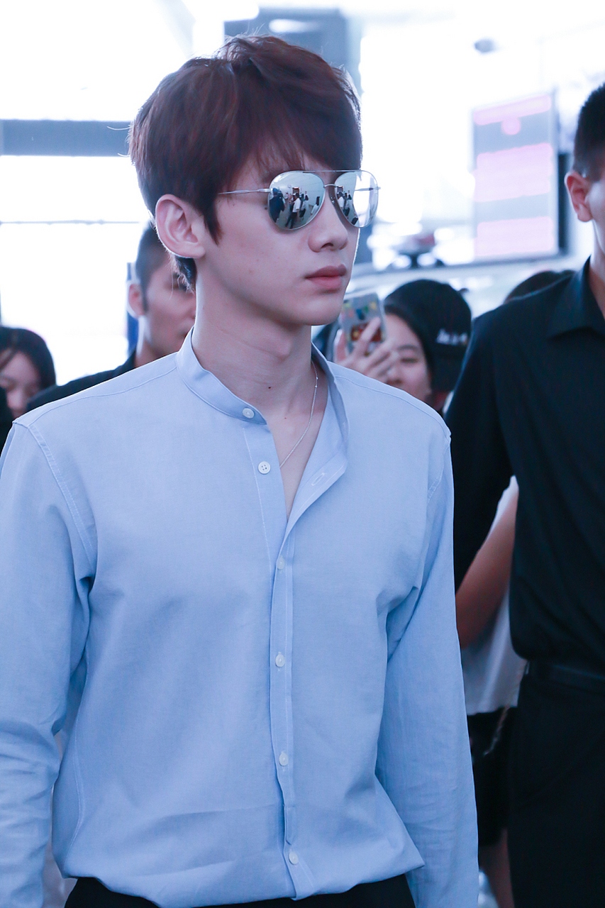 白敬亭有恃无恐?