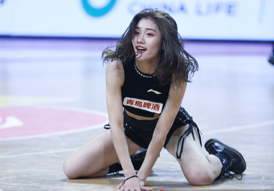 cba拉拉队美女热舞精选,她们是球场上另一道风景线