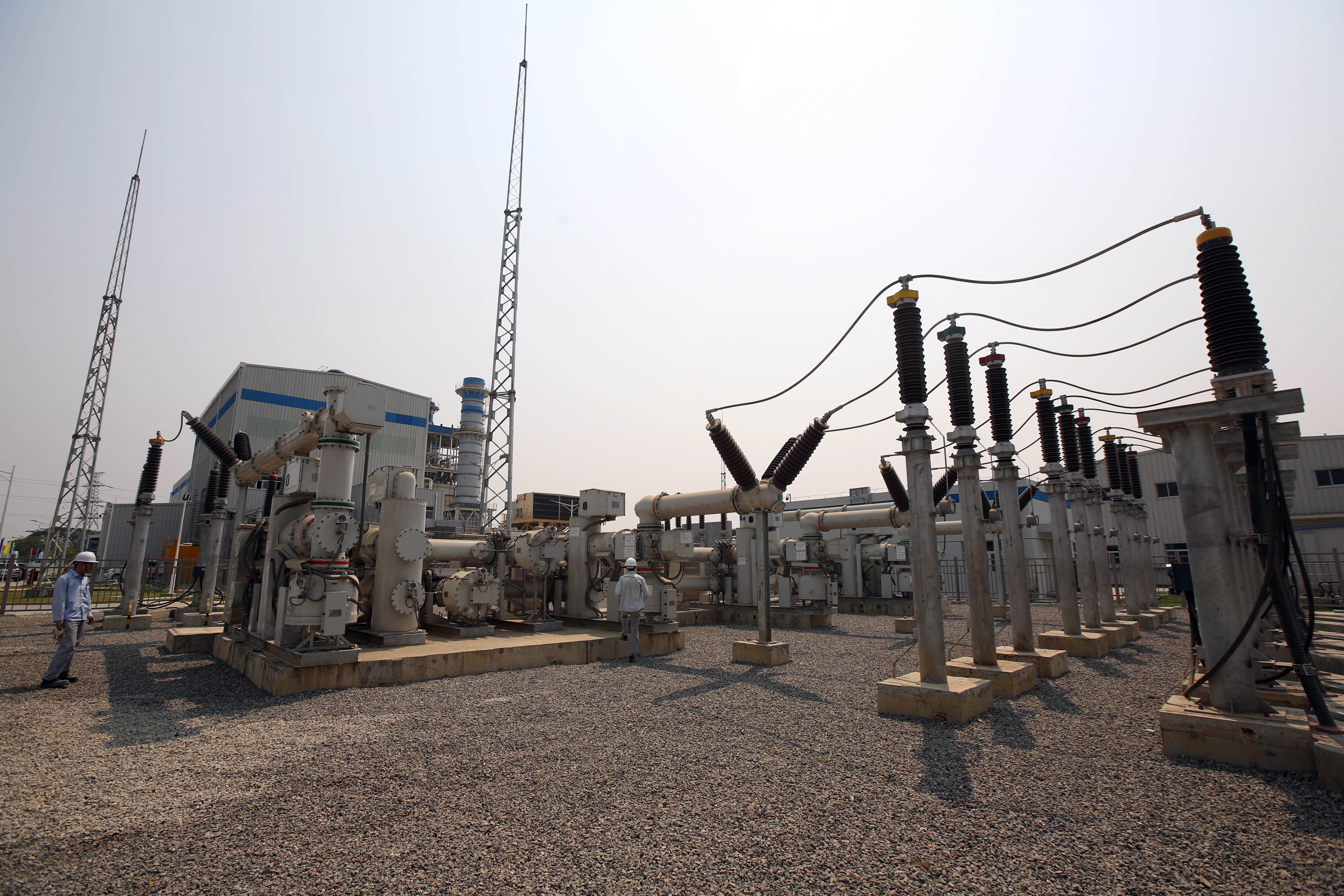 中缅合建天然气电厂竣工助缅供电(2)