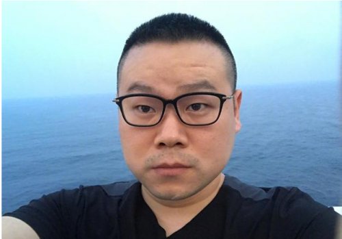 岳云鹏:不怕从零开始,就怕你不努力,不走寻常路的"德云一哥"