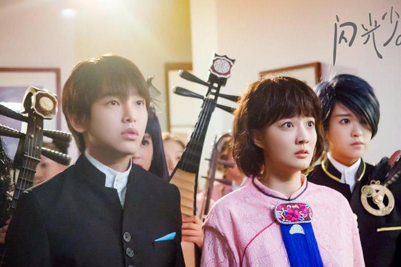 豆瓣7.5分电影《闪光少女》:青春少女对传统文化和梦想的维护
