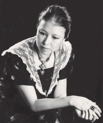 三毛初恋舒凡:她曾为逼他娶自己休学出国,两人最终结局完全对调