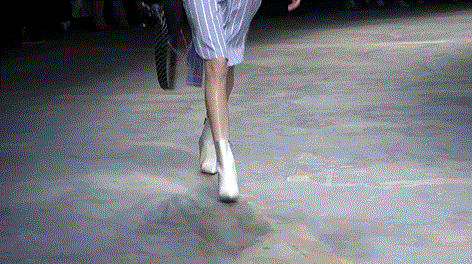 国庆长假胖三斤?可有的人走着走着就瘦了