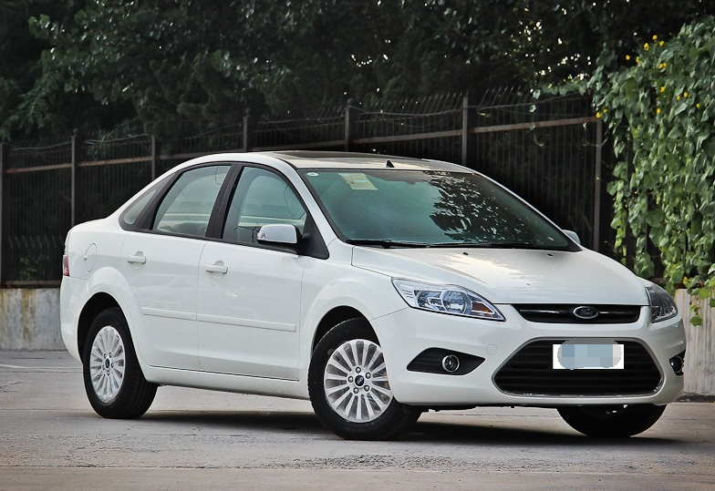 风格依旧低调奢华,吸引眼球的经典福克斯三厢,很受大众的欢迎