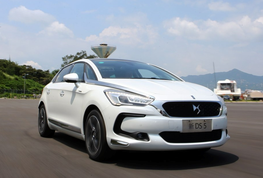 豪华感非常不错的ds-ds 5,整体观感十分时尚运动!