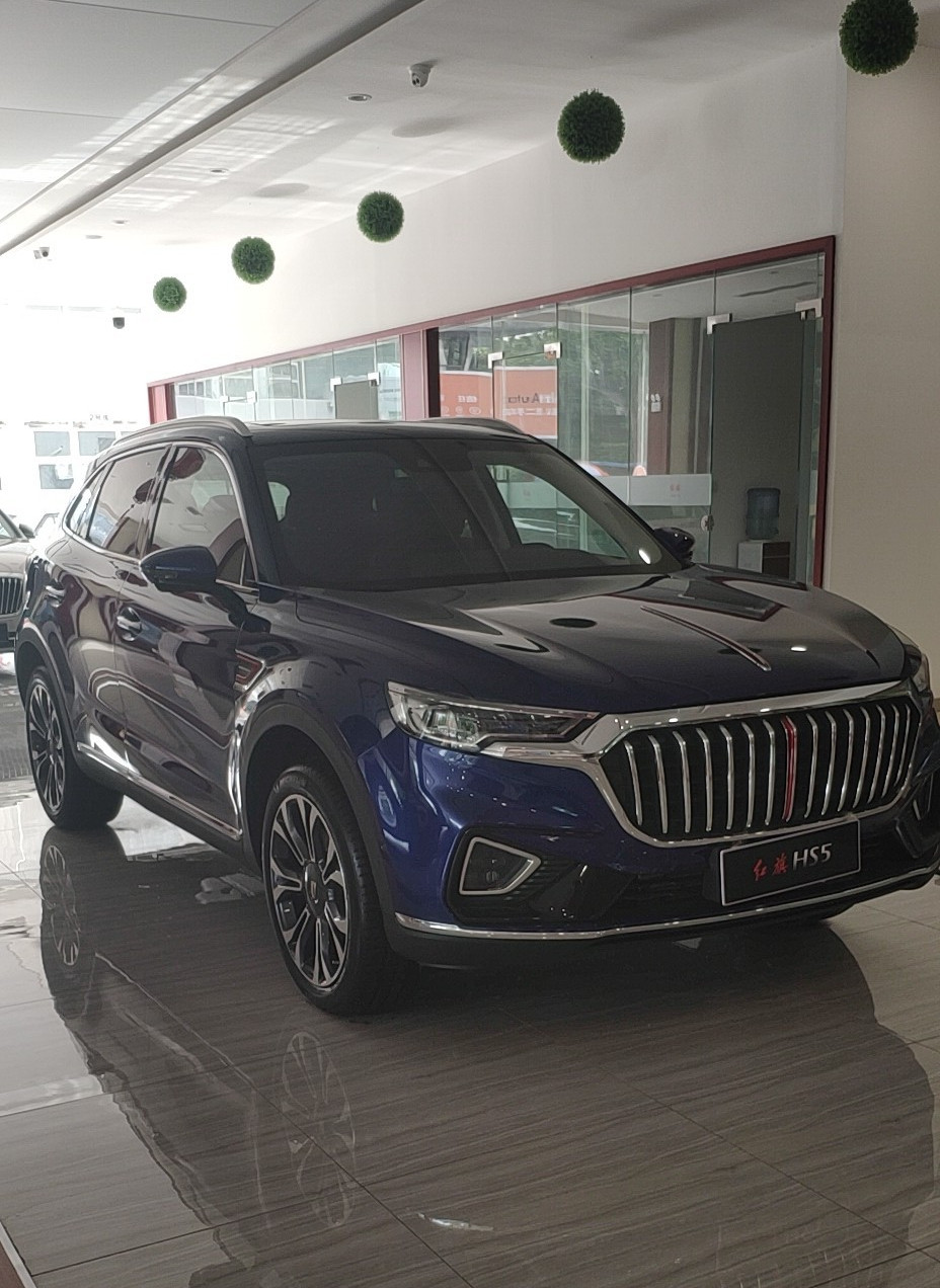 红旗首款suv  hs5到店实拍