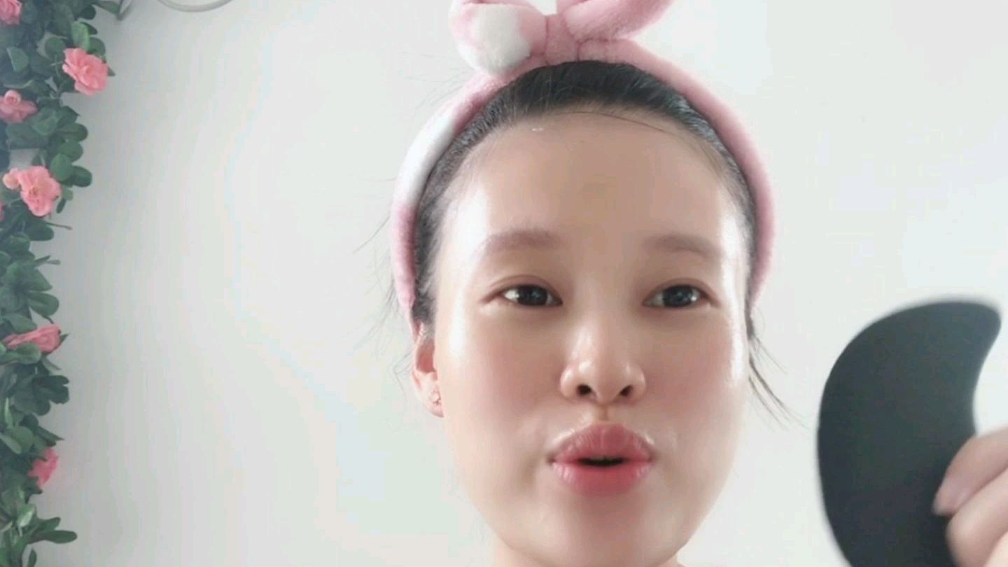 小丰丰教大家,十次美容不如一次拨筋,在家就能做,记得收藏噢