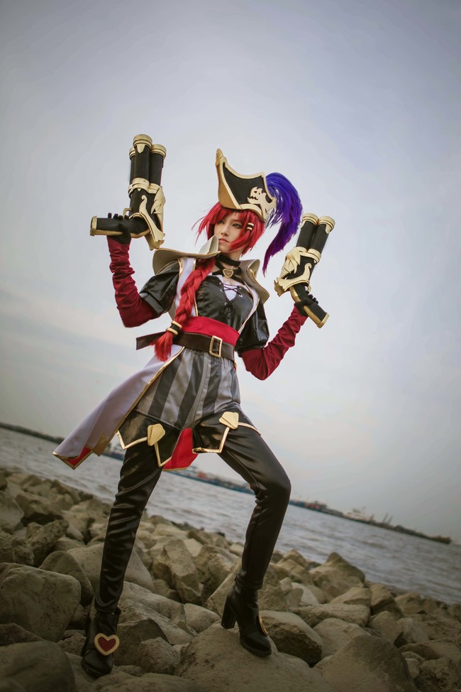 英雄联盟cos,这个厄运小姐有点霸气