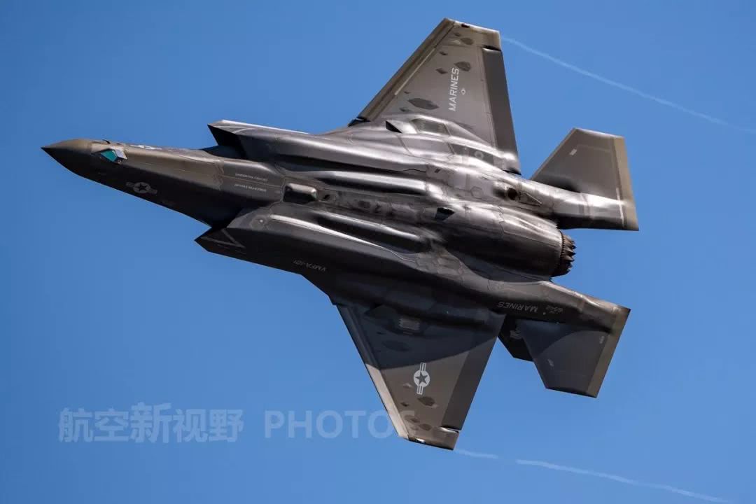 第四代战机腹部大比拼 f22虽然抢眼 但是最酷的还是中国歼20