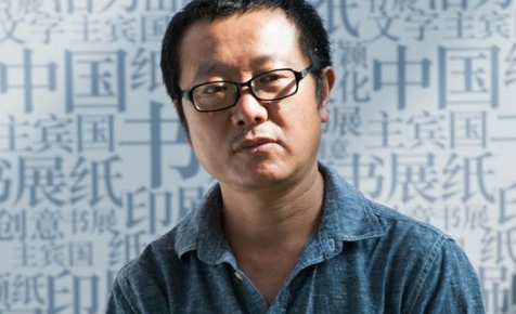 刘慈欣的猜想《镜子》:用数学的算法,能否预测未来?