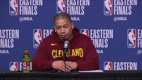 用一大堆表情包,恭迎湖人新主帅