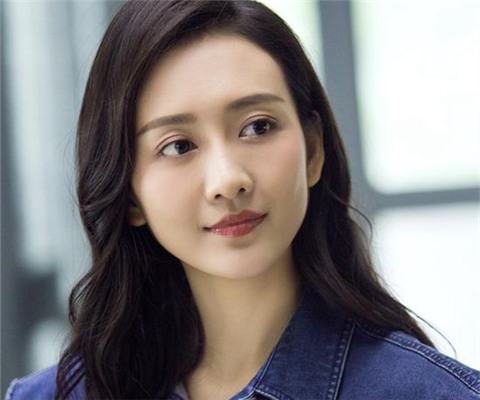 王鸥电视剧《周末父母》腹黑女神变身甜美萌妈