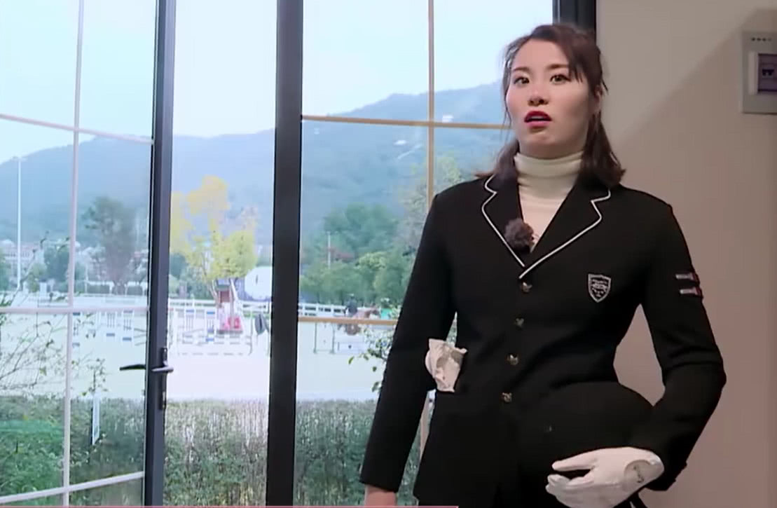 傅园慧约会心目中的"男神",看到他的那一刻,网友:白马王子!