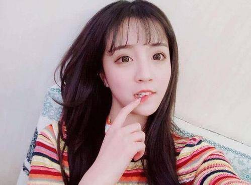 把肉塞进蛋糕里，，一份能卖98？？？？？