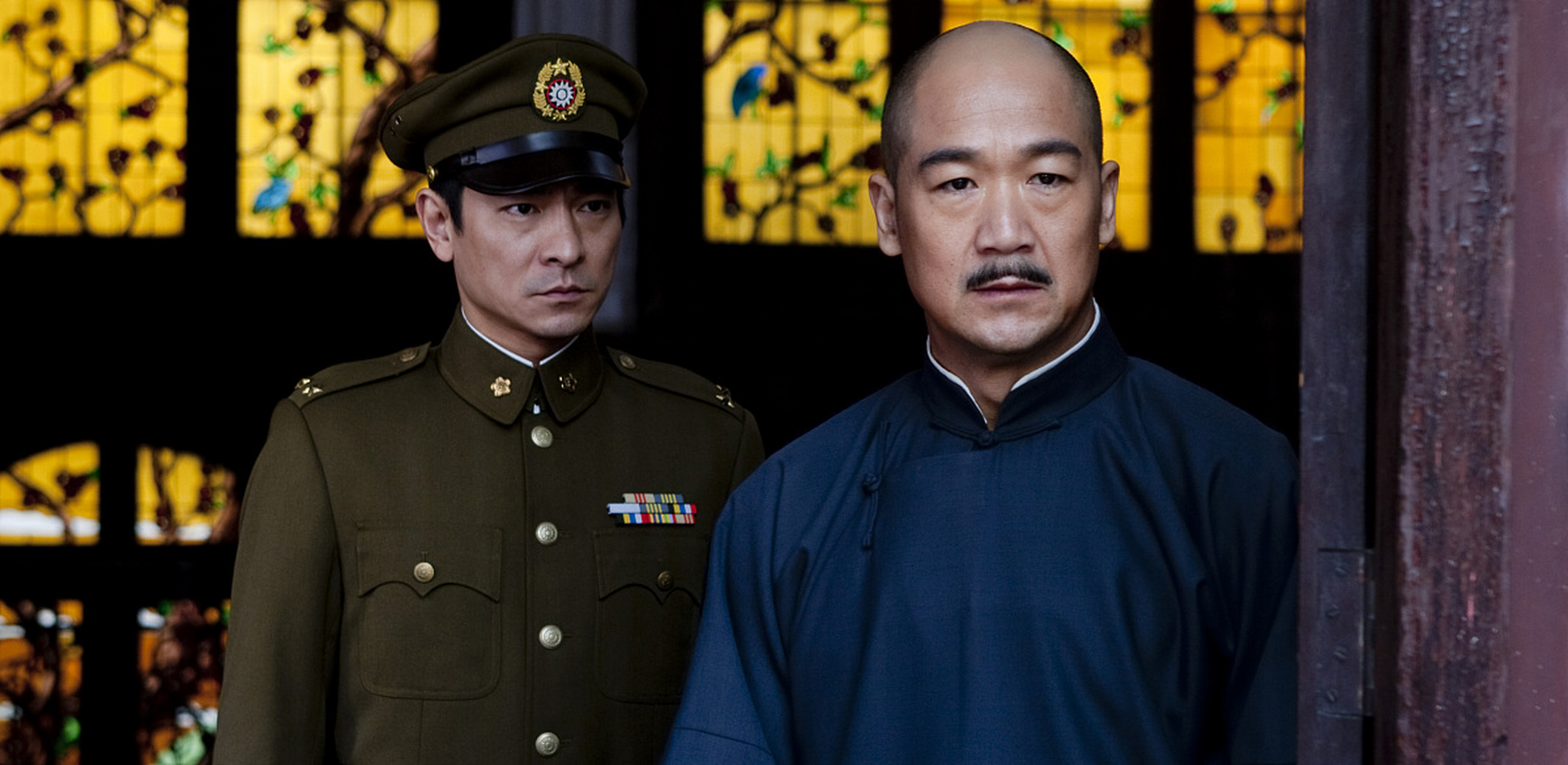 2009年,已经退居幕后的周星驰纠结了很久,最后还是决定给韩三平打一个