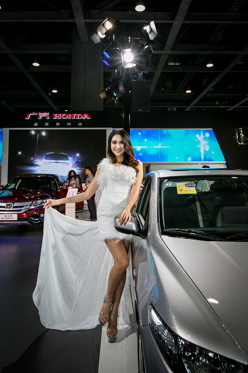 【皮皮汽车 车展】深圳车展  特价新车 深圳五一车展倒计时 仅剩325张