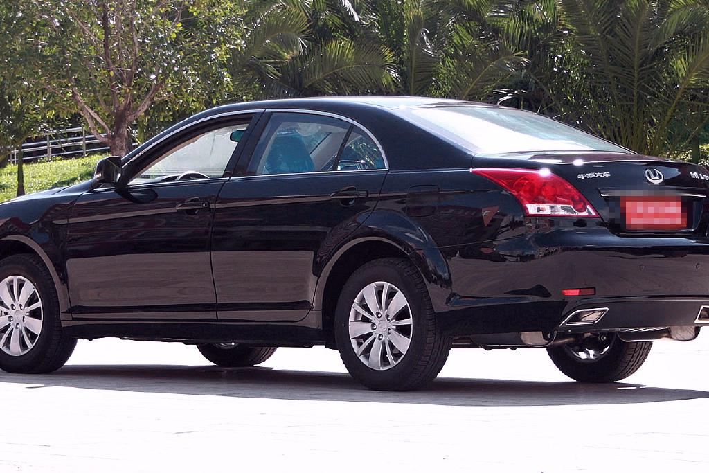 华泰b11,很不错的车型选择,是最新的设计理念!