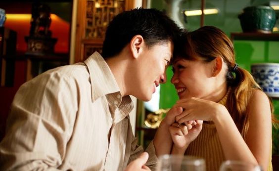 夫妻生活,聪明女人从不和男人讲这3个秘密,傻女人才会老实交代