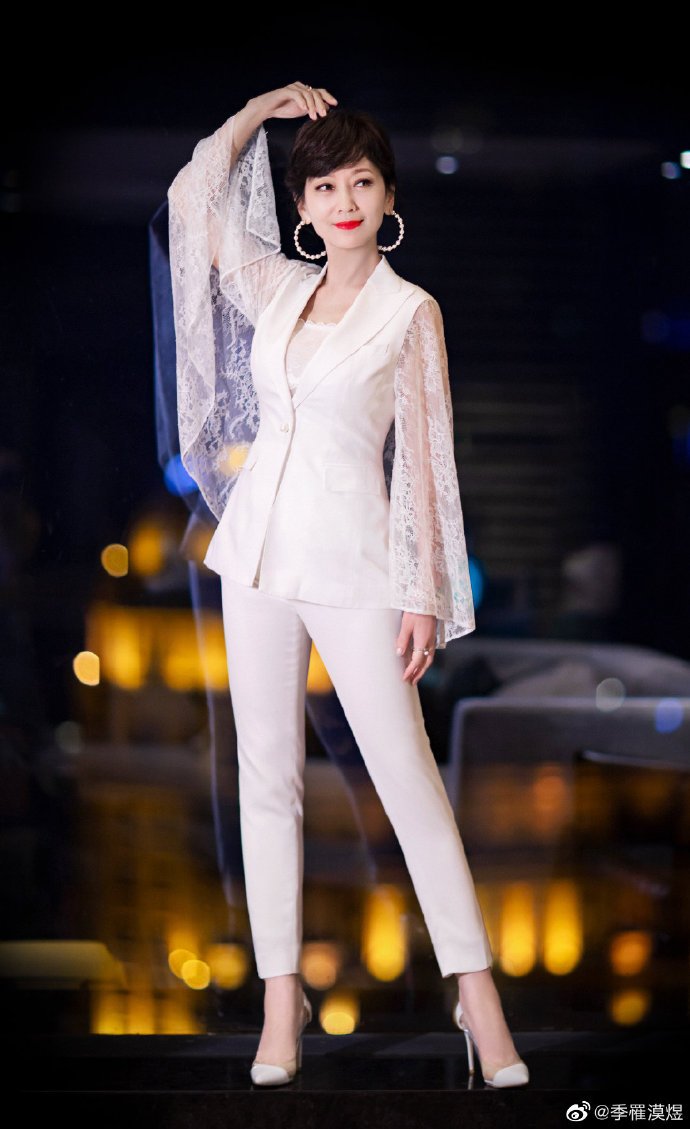 疫情期间你有哪些烦恼# 《宅》 小伙伴们宅在家都