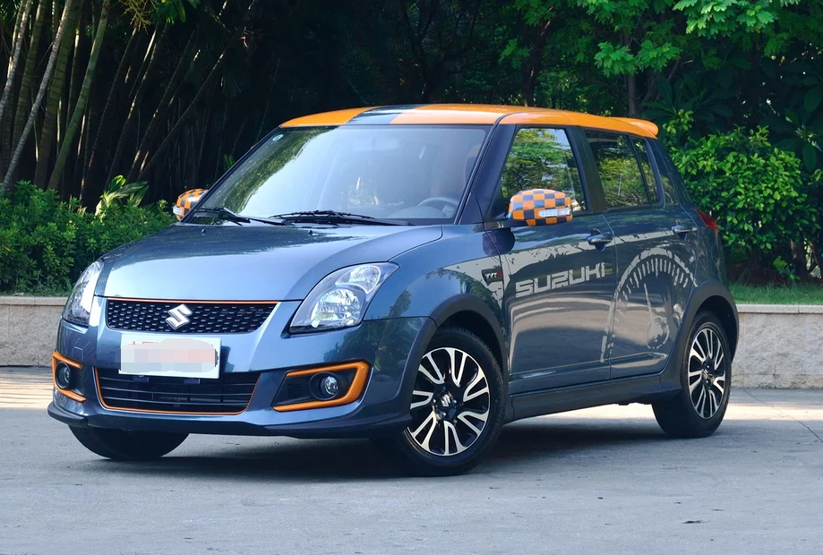 一款豪华的长安铃木-雨燕,硬朗的外观,让人激发对汽车的喜爱