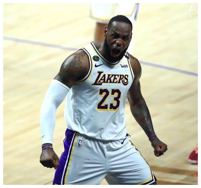 4月发文:双mvp狂轰64分10板14助!火狼大战红队胜