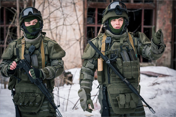 现代步兵重甲,ak也射不穿,中美俄三国之间谁家最强